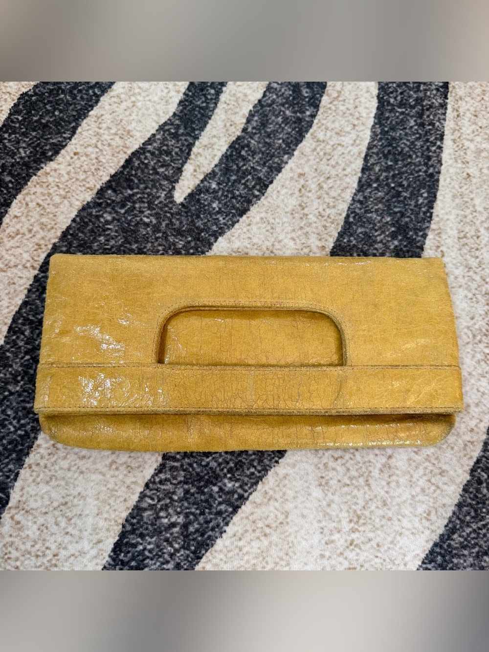 Vintage Y2K Cache Fold Over Leather clutch bag Purse